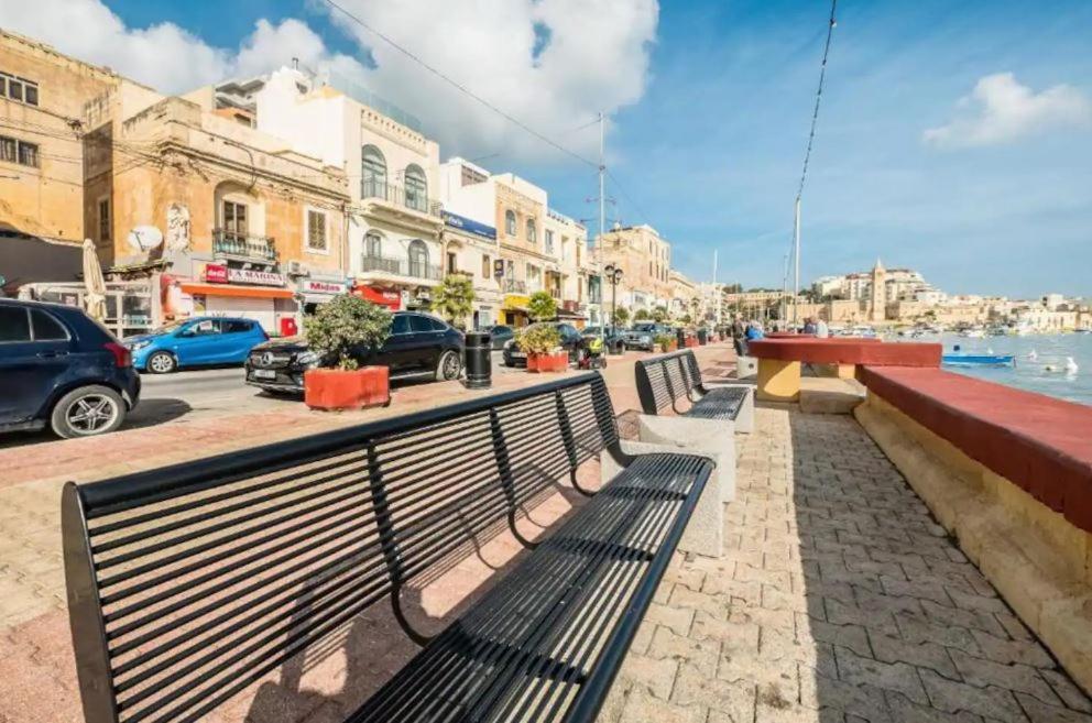 Sea View 2 Bedroom Apartment Marsaskala Kültér fotó