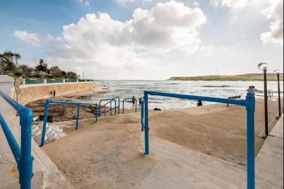 Sea View 2 Bedroom Apartment Marsaskala Kültér fotó